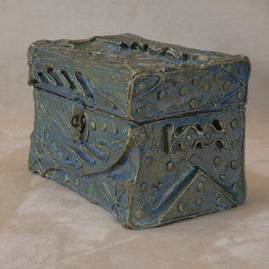 Remarkable 1930s Folk Art TREASURES Keepsake Box - conceived as Xmas gift